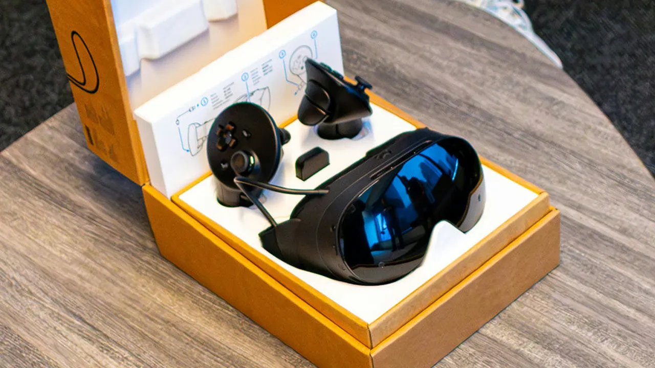 Steam Frame komplekt koos 6GHz USB wireless dongle adapteriga