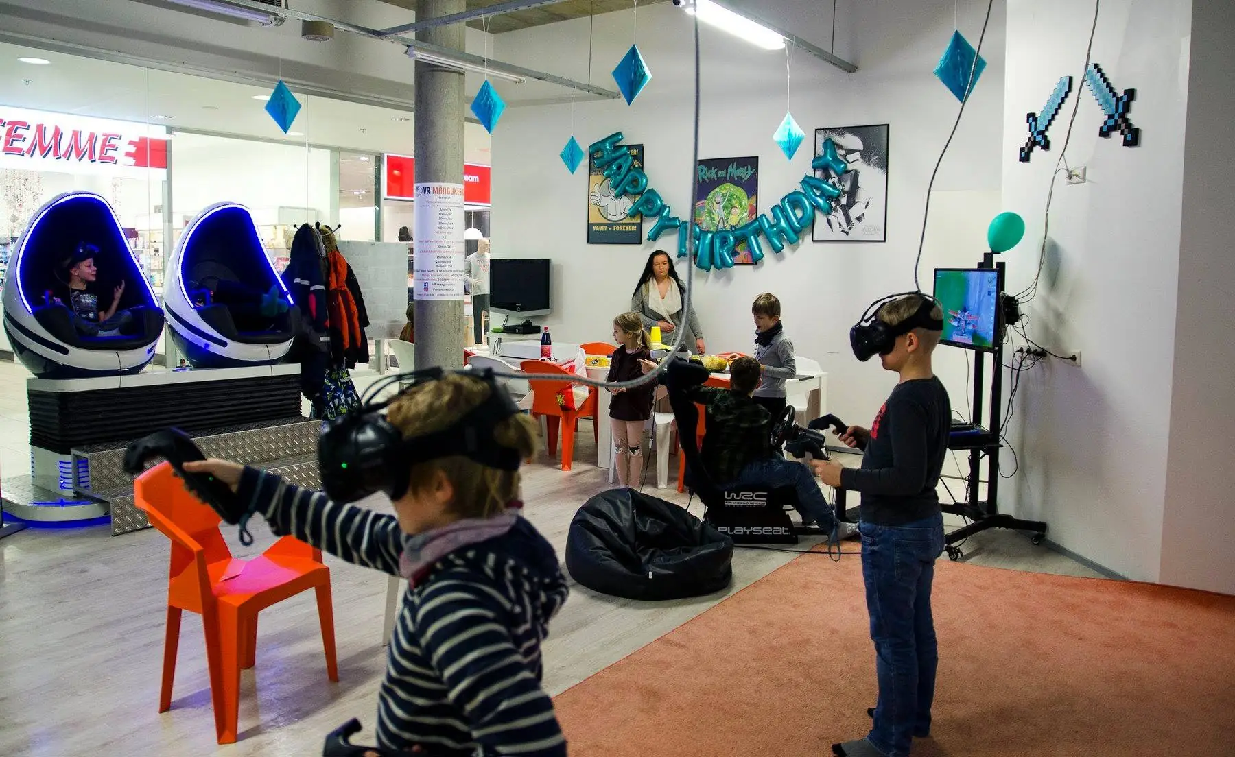 VR Mängukeskus Port Arturis Pärnus — VR-mängud ja 9D kino